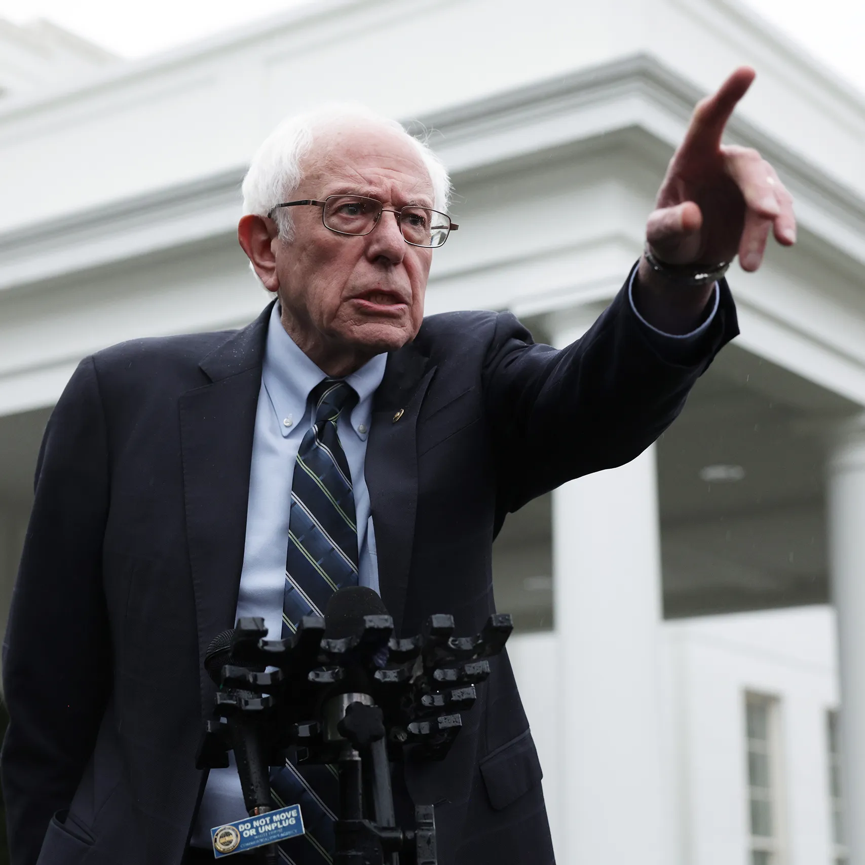 BERNİE SANDERS:NETANYAHU SAVAŞ SUÇLUSU